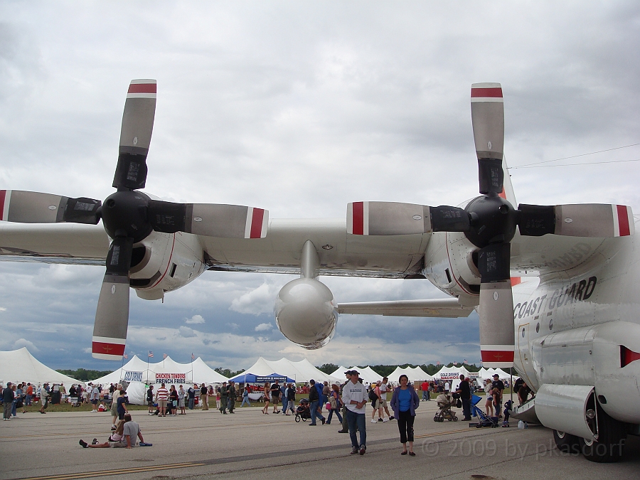 Willow Run Airshow [2009 July 18] 049.JPG - Scenes from the Thunder Over Michigan Air Show at Willow Run Airport